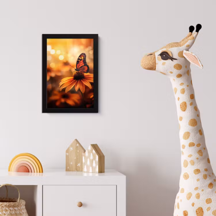 Vlinder - Bloemen - Oranje fotolijst zwart zonder passe partout klein -usfeer4_kinderkamer
