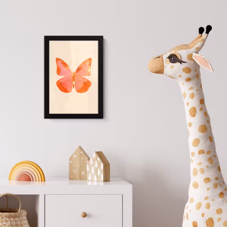 Vlinder - Minimalistisch - Roze fotolijst zwart zonder passe partout klein -usfeer4_kinderkamer