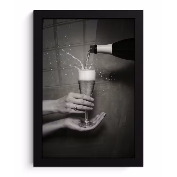 Champagnefles - Glas - Minimalistisch - Spetters fotolijst zwart zonder passe partout klein -3d