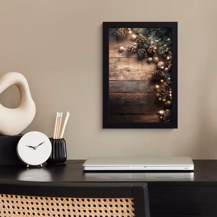 Kersthoekdecoratie - Dennenappels - Lichtjes fotolijst zwart zonder passe partout klein -sfeer1