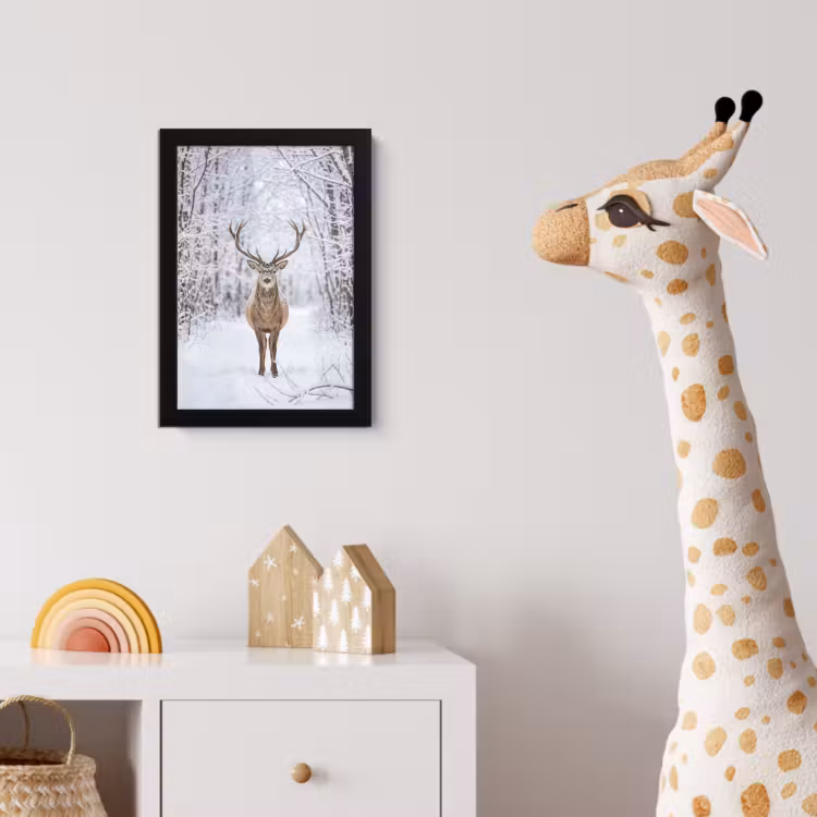Hert - Winter - Bos - Natuur - Wit fotolijst zwart zonder passe partout klein -usfeer4_kinderkamer