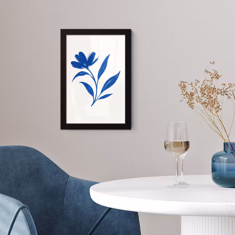 Bloem - Blaadjes - Minimalistisch - Blauw fotolijst zwart zonder passe partout klein -sfeer4