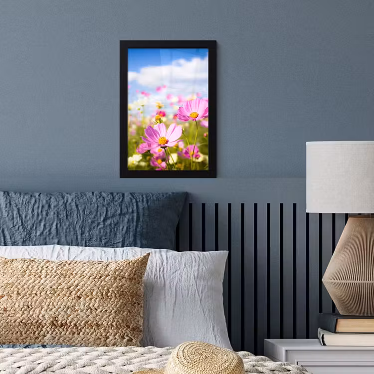 Bloemen - Wei - Paars - Gras - Wit - Wolken - Blauw fotolijst zwart zonder passe partout klein -sfeer3