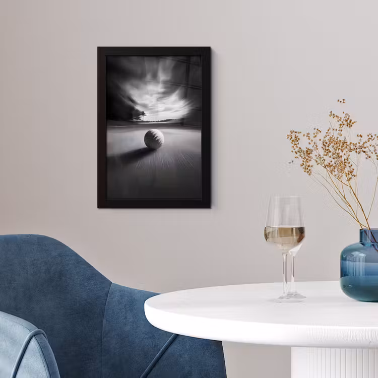 Golfbal - Wazig - Zwart fotolijst zwart zonder passe partout klein -sfeer4