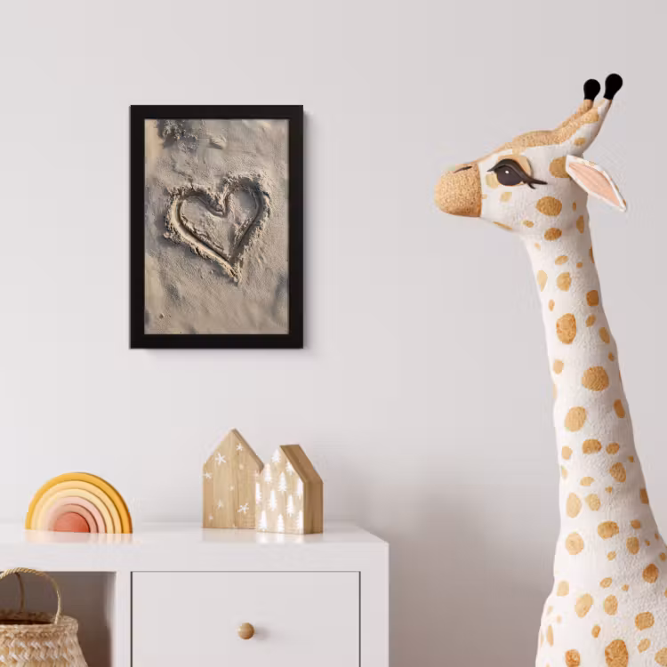 Hartvorm - Getekend - Beige - Zand fotolijst zwart zonder passe partout klein -usfeer4_kinderkamer