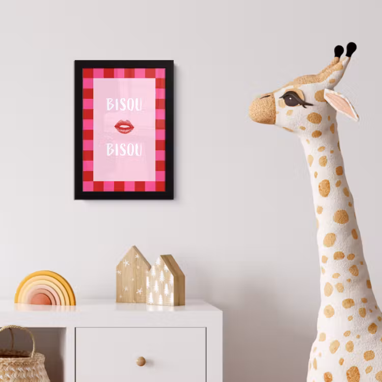 Kiss - Roze - Frans - Valentijn fotolijst zwart zonder passe partout klein -usfeer4_kinderkamer