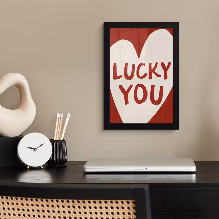 Lucky - Hart - Rood fotolijst zwart zonder passe partout klein -sfeer1