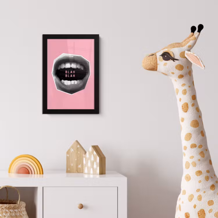 Mond - BLAH BLAH - Roze fotolijst zwart zonder passe partout klein -usfeer4_kinderkamer