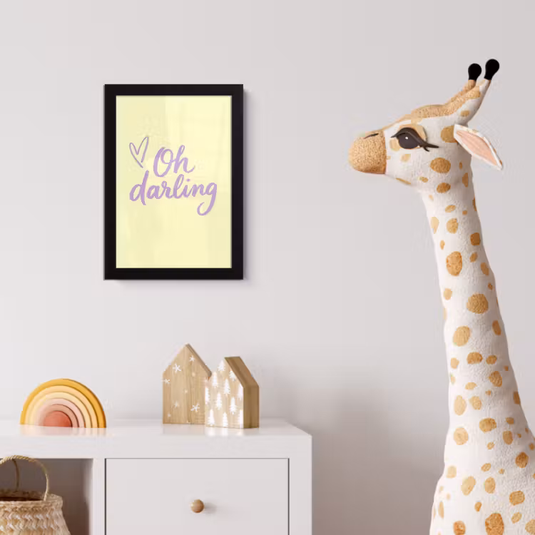 Oh darling - Geel - Hart fotolijst zwart zonder passe partout klein -usfeer4_kinderkamer