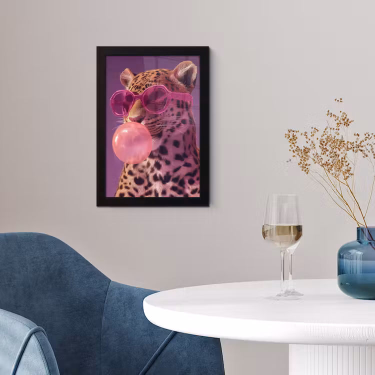 Panter - Zonnebril - Kauwgombel - Roze fotolijst zwart zonder passe partout klein -sfeer4