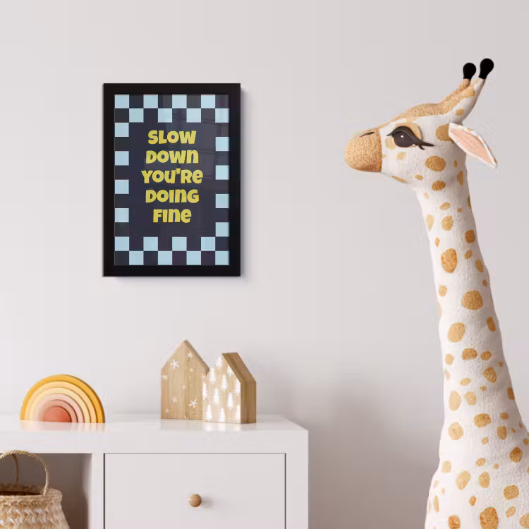Patroon - Geblok - Blauw - Slow down you're doing fine fotolijst zwart zonder passe partout klein -usfeer4_kinderkamer