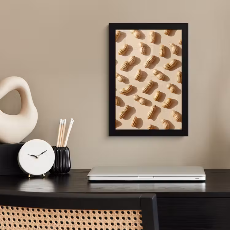 Pinda's - Patroon - Beige fotolijst zwart zonder passe partout klein -sfeer1