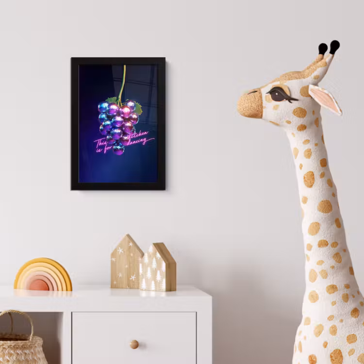 Quote - Neon - Disco - Druiven fotolijst zwart zonder passe partout klein -usfeer4_kinderkamer