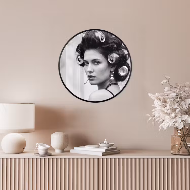 Edgy - Vrouw - Zwart - Wit Fotolijst rond zonder passe partout klein -sfeer3
