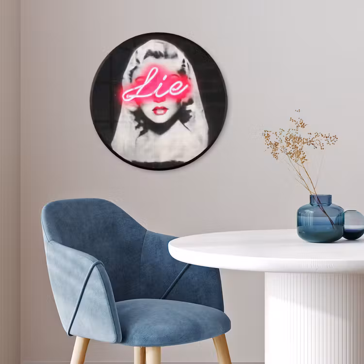 Neon - Letters - Vintage - Vrouw Fotolijst rond zonder passe partout klein -sfeer2