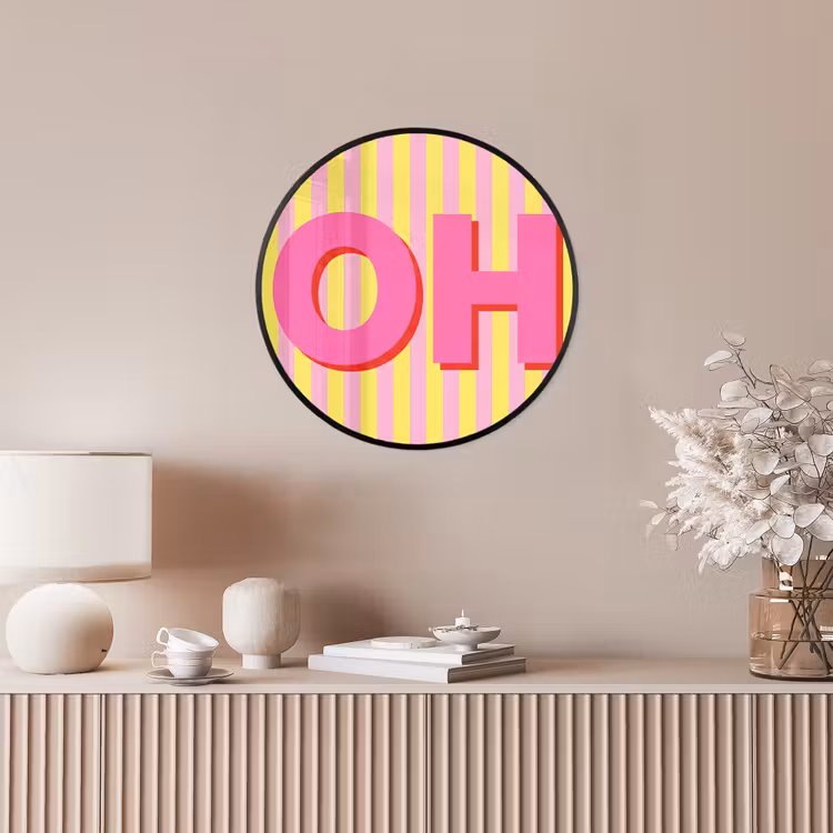 Tekst - Strepen - Roze Fotolijst rond zonder passe partout klein -sfeer3