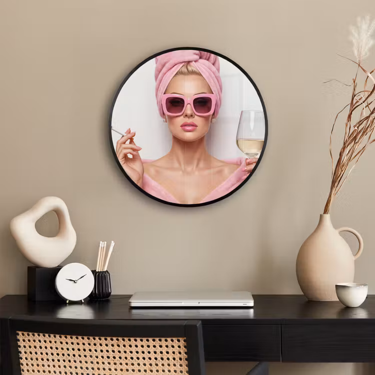 Vrouw - Roze - Wijn - Zonnebril Fotolijst rond zonder passe partout klein -sfeer1