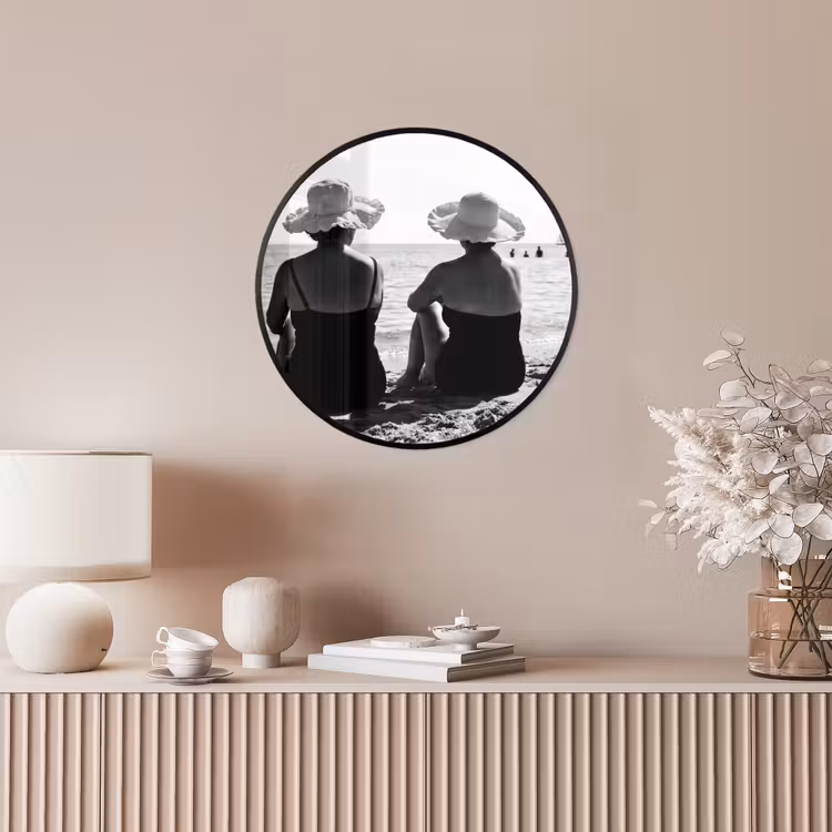 Vrouwen - Zonnehoed - Strand - Zwart - Wit Fotolijst rond zonder passe partout klein -sfeer3