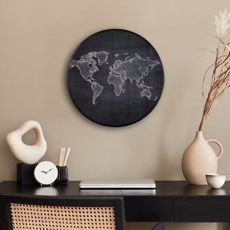 Wereldkaart - Krijt - Zwart - minimalistisch Fotolijst rond zonder passe partout klein -sfeer1