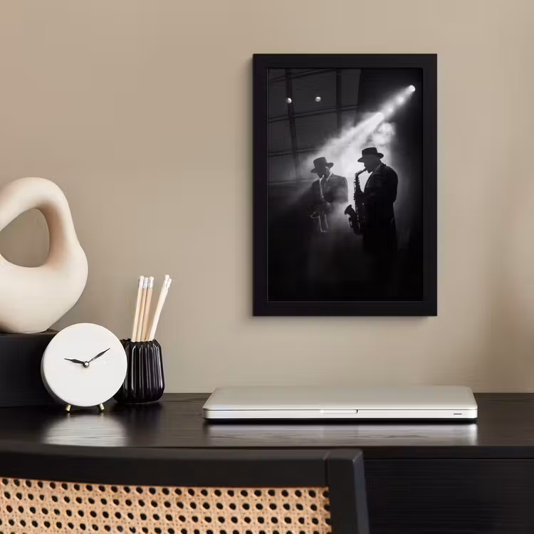 Saxofonisten - Hoeden - Rook - Licht fotolijst zwart zonder passe partout klein -sfeer1