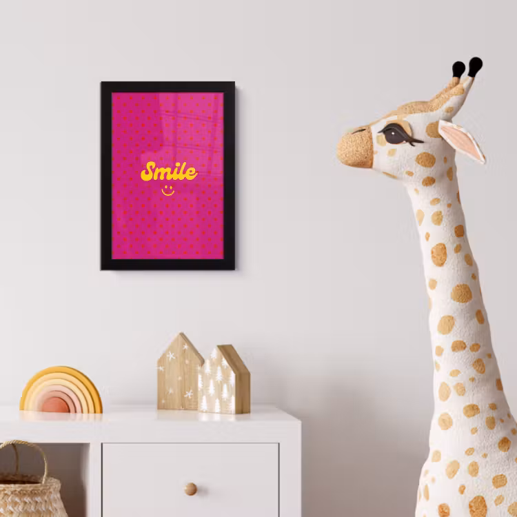 Smile - Stippen - Geel - Smiley - Roze fotolijst zwart zonder passe partout klein -usfeer4_kinderkamer