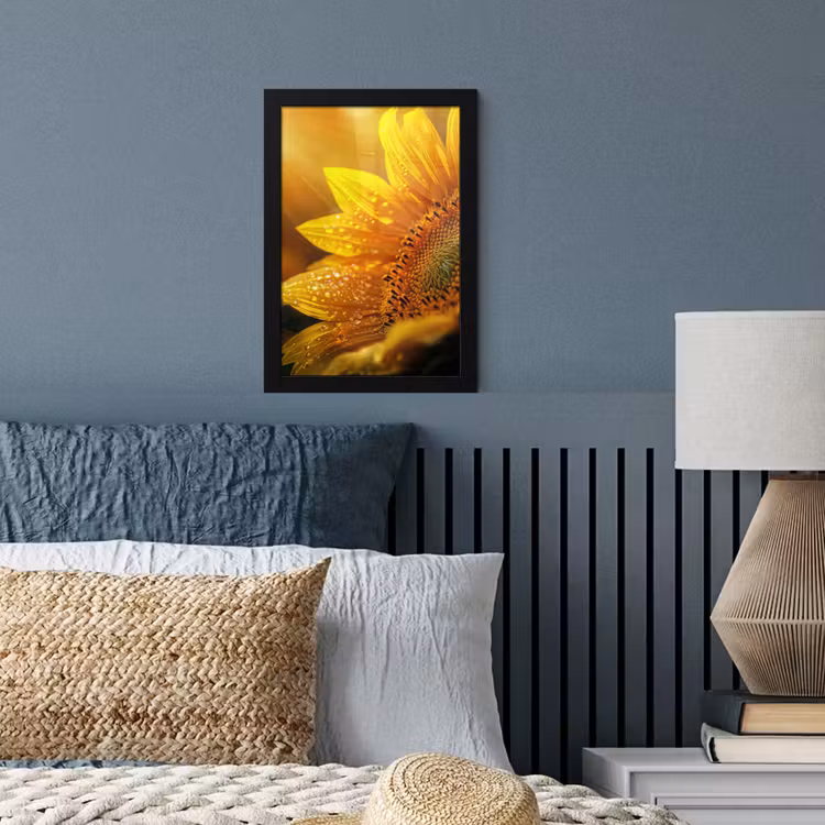 Zonnebloem - Dauwdruppels - Geel - Zonlicht fotolijst zwart zonder passe partout klein -sfeer3