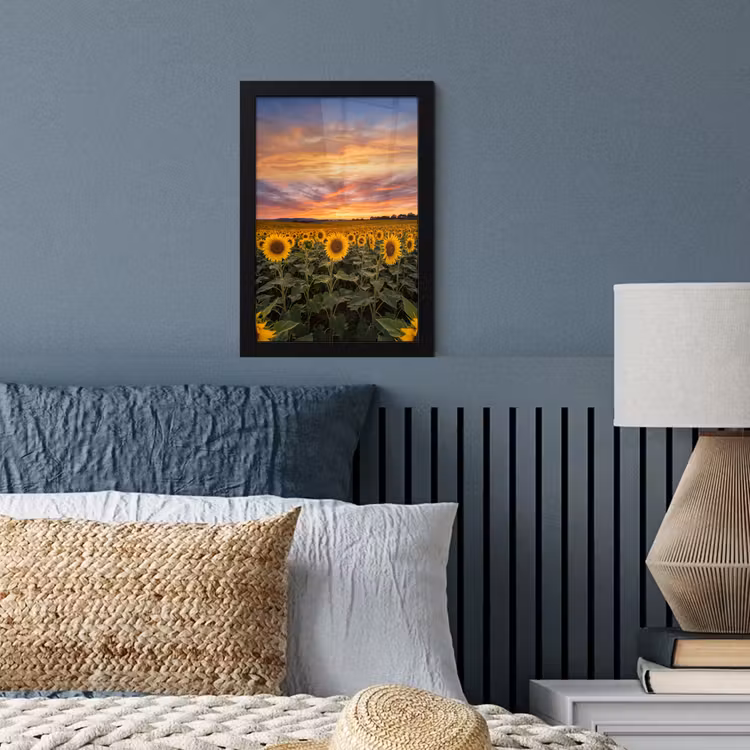 Zonnebloemen - Heuvellandschap - Geel fotolijst zwart zonder passe partout klein -sfeer3