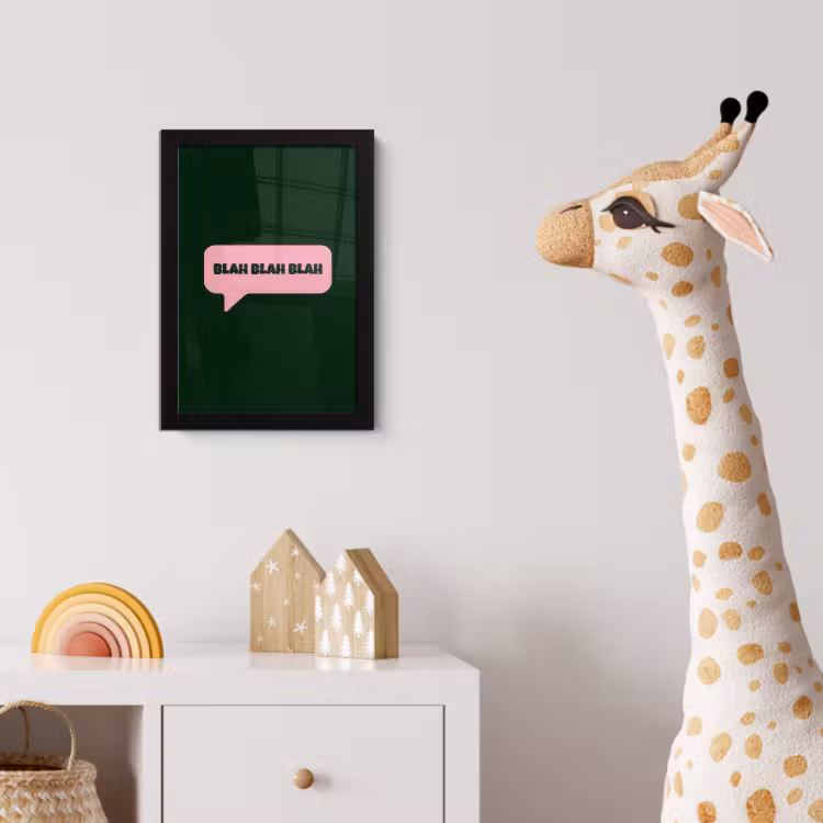 Tekstwolk - BLAH BLAH BLAH - Roze fotolijst zwart zonder passe partout klein -usfeer4_kinderkamer