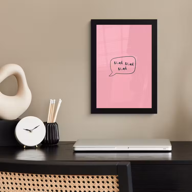 Tekstwolkje - BLAH BLAH BLAH - Roze fotolijst zwart zonder passe partout klein -sfeer1