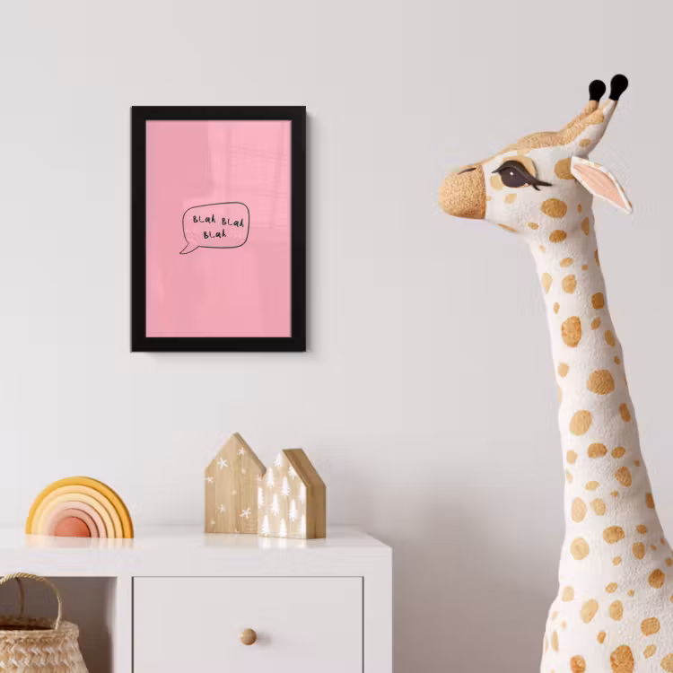 Tekstwolkje - BLAH BLAH BLAH - Roze fotolijst zwart zonder passe partout klein -usfeer4_kinderkamer