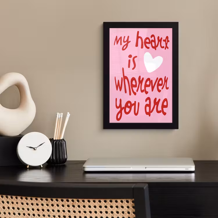 Valentijn - Hart - Liefde - Roze fotolijst zwart zonder passe partout klein -sfeer1