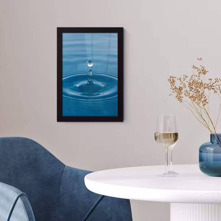 Waterdruppel - Water - Oppervlakte fotolijst zwart zonder passe partout klein -sfeer4
