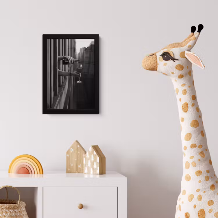 Wijnfles - Glas - Handen - Raam fotolijst zwart zonder passe partout klein -usfeer4_kinderkamer