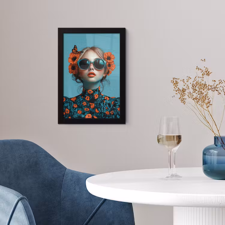 Vrouw - Blauw - Vlinder - Bloemen - Aesthetic fotolijst zwart zonder passe partout klein -sfeer4
