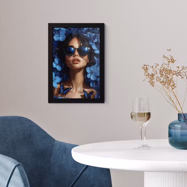 Vrouw - Blauw - Bloemen - Vlinders - Natuur fotolijst zwart zonder passe partout klein -sfeer4