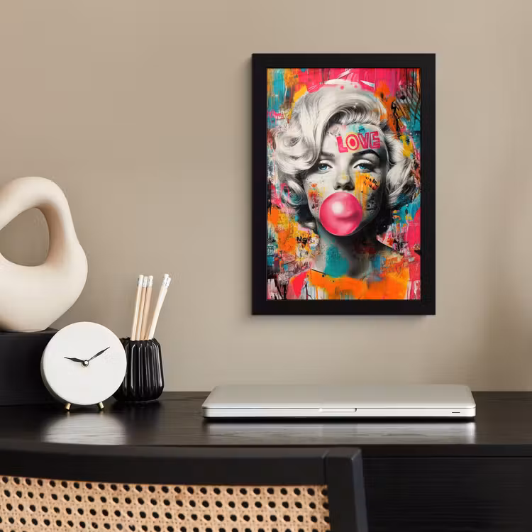 Vrouw - Kauwgom - Graffiti - Neonkleuren fotolijst zwart zonder passe partout klein -sfeer1