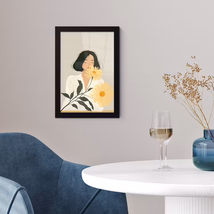 Vrouw - Bloem - Geel - Minimalistisch fotolijst zwart zonder passe partout klein -sfeer4