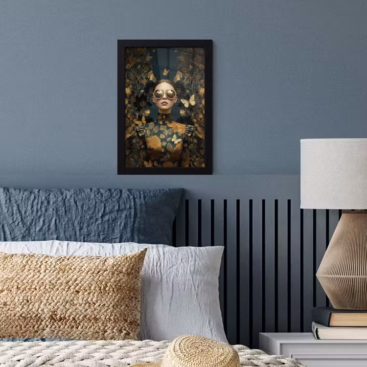 Vrouw - Bladeren - Goud - Vlinders fotolijst zwart zonder passe partout klein -sfeer3
