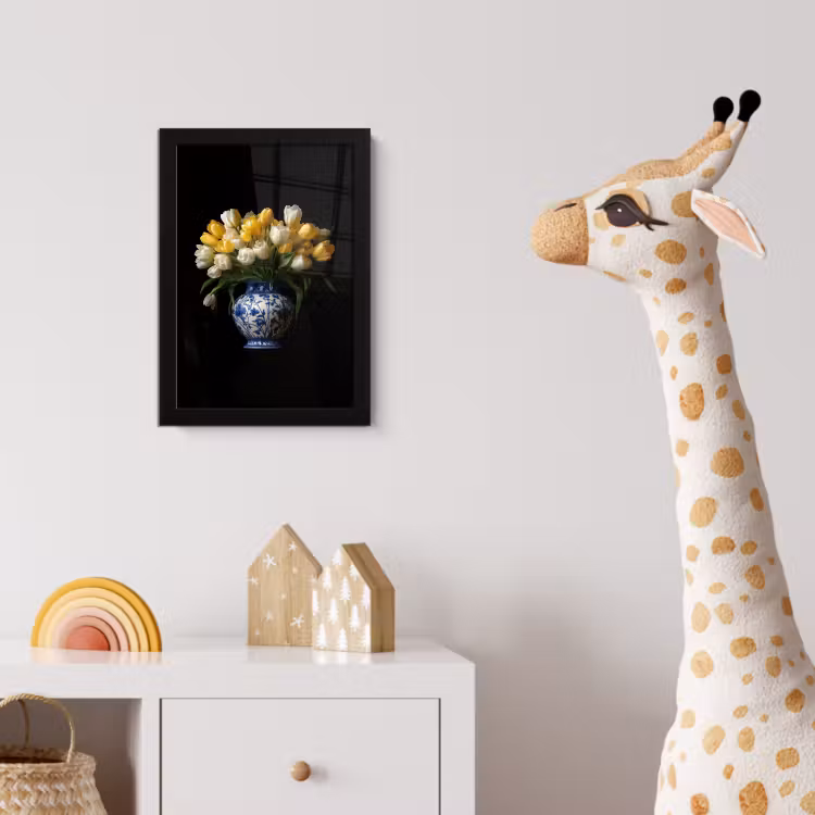 Geel - Tulpen - Vaas - Bloemen fotolijst zwart zonder passe partout klein -usfeer4_kinderkamer