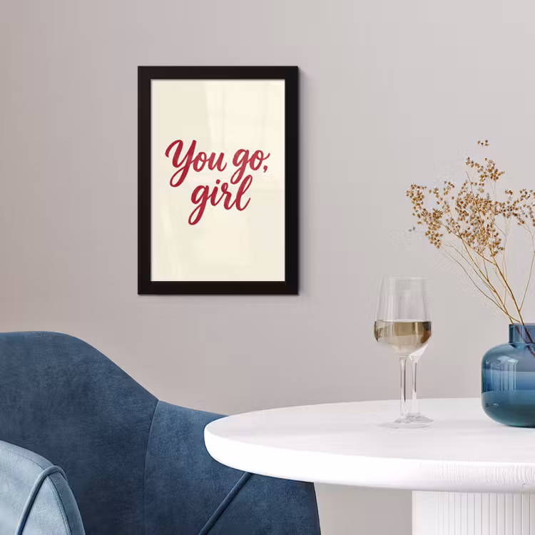 you go girl - Rood - Wit fotolijst zwart zonder passe partout klein -sfeer4