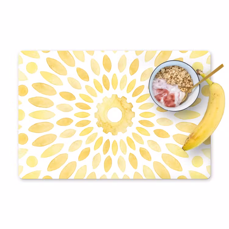Abstract - Geometrisch - Stralend - Geel Placemat vinyl groot -zzzproduct_Kitchenyeah-website