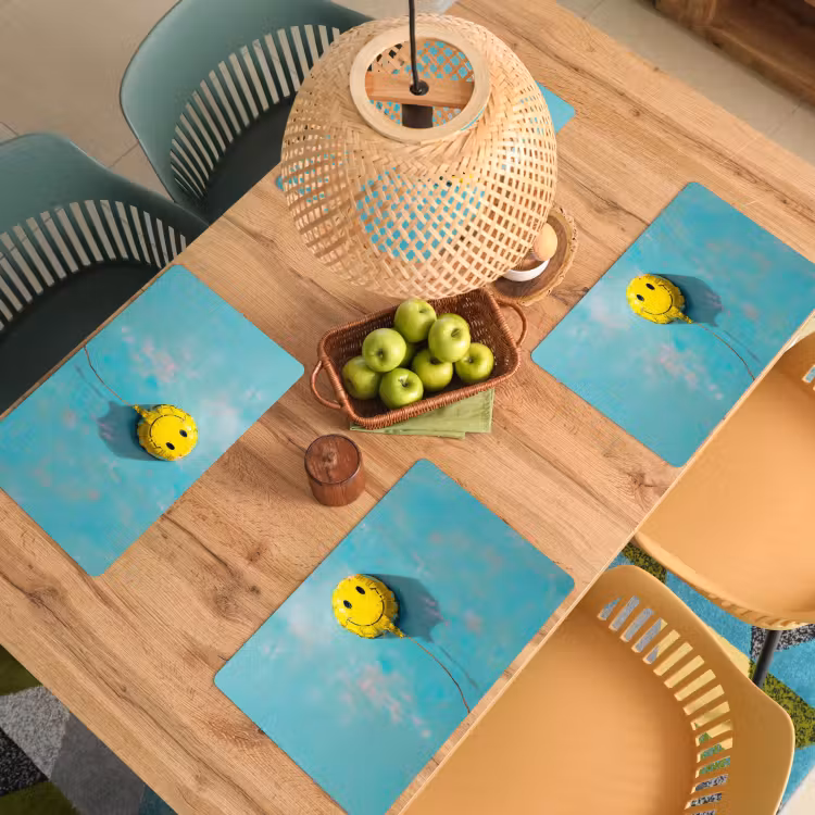 Ballon - Geel - Smiley Placemat vinyl groot -zzsfeer5_Kitchenyeah-website