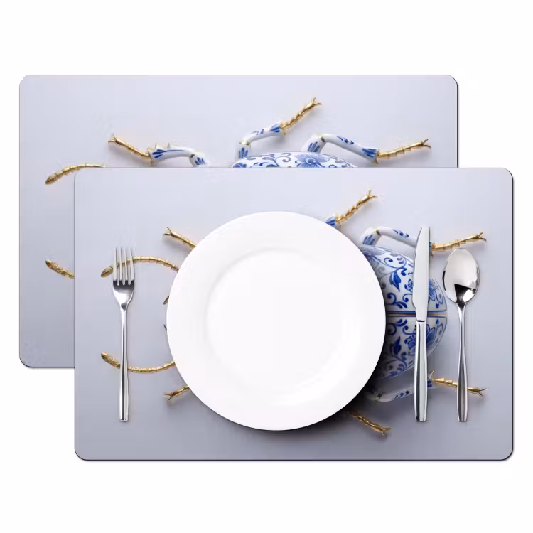 Kever - Delfts - Blauw - Goud Placemat vinyl groot -zzsfeer2_Kitchenyeah-website