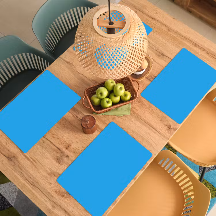 Blauw - Licht - Kleuren Placemat vinyl groot 368 -zzsfeer5_Kitchenyeah-website
