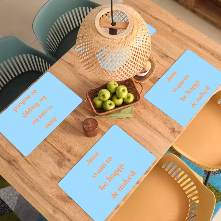 Blauw - Oranje - Just want to be happy & naked Placemat vinyl groot -zzsfeer5_Kitchenyeah-website