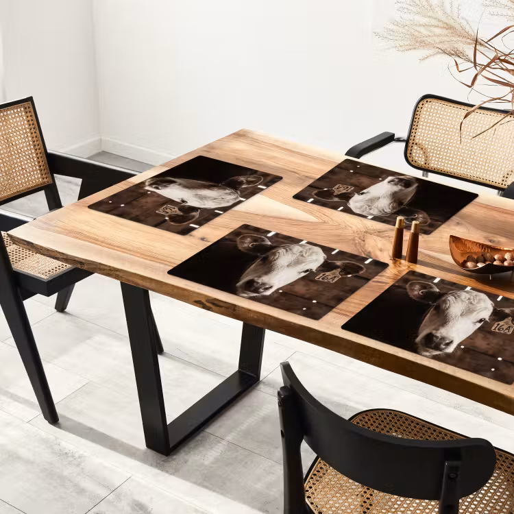 Kalf - Oormerk - Houten stal Placemat vinyl groot -zzsfeer4_Kitchenyeah-website