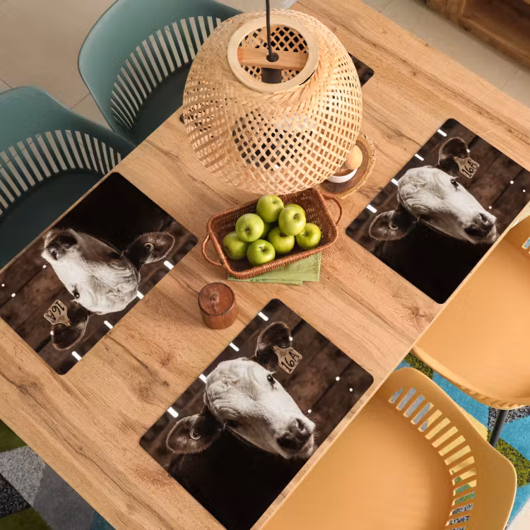 Kalf - Oormerk - Houten stal Placemat vinyl groot -zzsfeer5_Kitchenyeah-website