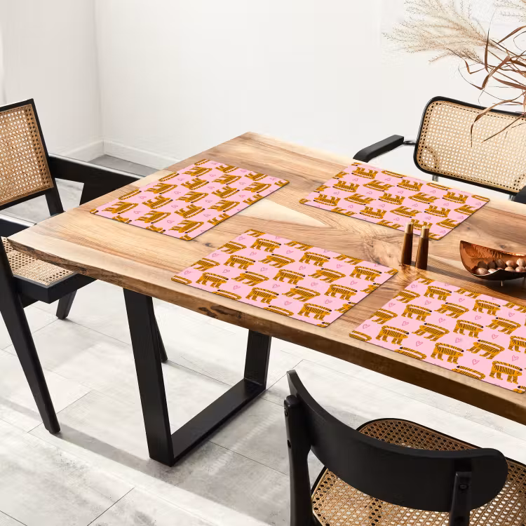 Katten - Roze - Hartjes Placemat vinyl groot 368 -zzsfeer4_Kitchenyeah-website