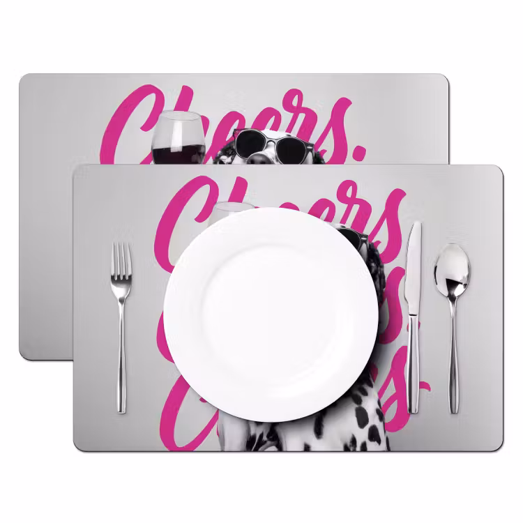 Cheers - Hond - Roze - Wijn Placemat vinyl groot -zzsfeer2_Kitchenyeah-website