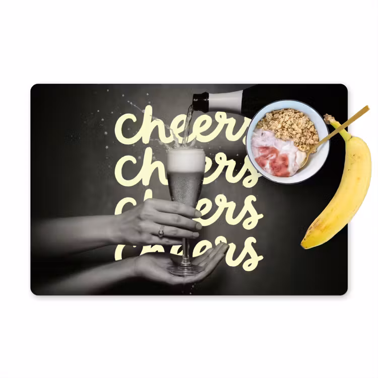 Cheers - Wijn - Zwart - Wit Placemat vinyl groot -zzzproduct_Kitchenyeah-website